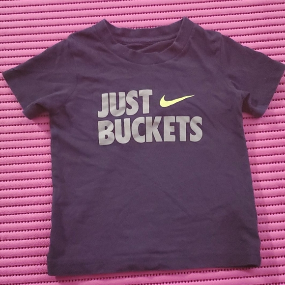 Toddler Nike T-Shirts - Picture 4 of 5